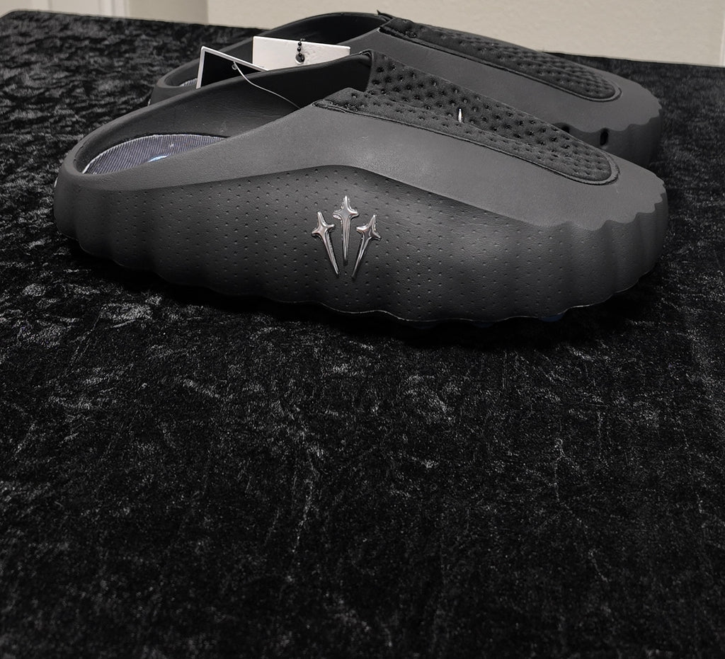 Nike Mind 001 Slides – Black Chrome (Brand New, Authentic)
